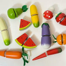 mainanBuah mainanBuah